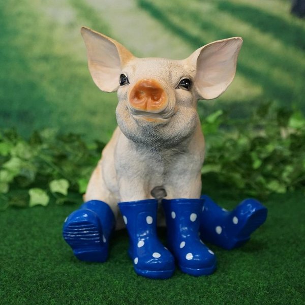 Tierfigur Schwein mit Gummistiefeln blau 30 cm