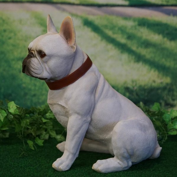 Tierfigur Hund französische Bulldogge cremefarben mit Halsband